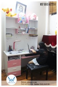 Bàn học Mèo Hello Kitty có giá sách kiểu kệ đợt