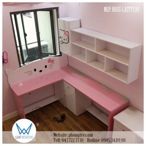 Bàn học đôi Hello Kitty có giá sách treo tường đặt góc 