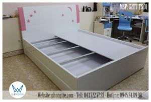 Giường tầng thấp trang trí trăng sao