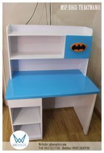Bàn học sinh tiểu học liền giá sách Người dơi Batman