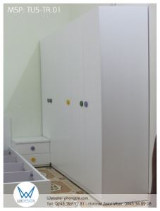 Tủ 5 cánh màu trắng có tay nắm gỗ hình tròn sắc màu