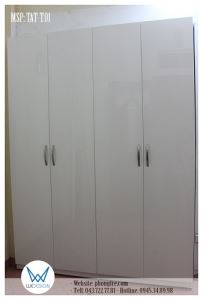 Tủ áo âm tường màu trắng kích thước 1m7x2m2