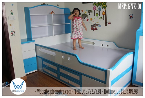 Góc ngủ của bé trai nhà chị Nga - Giường ngủ đa năng và tủ đồ 4 ngăn kéo đặt đầu giường