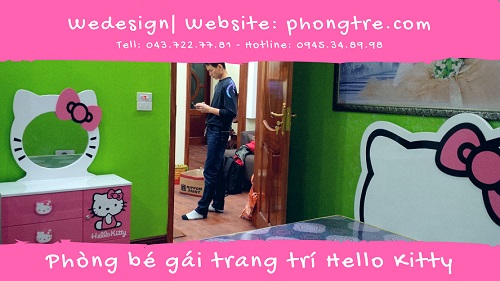Phòng ngủ bé gái trang trí Hello Kitty đeo nơ hồng